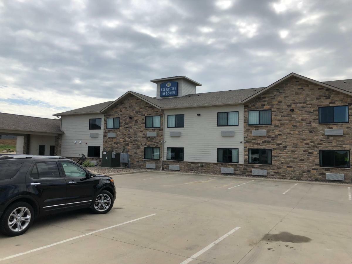 Cobblestone Inn & Suites - Denison | Oak Ridge Exterior photo